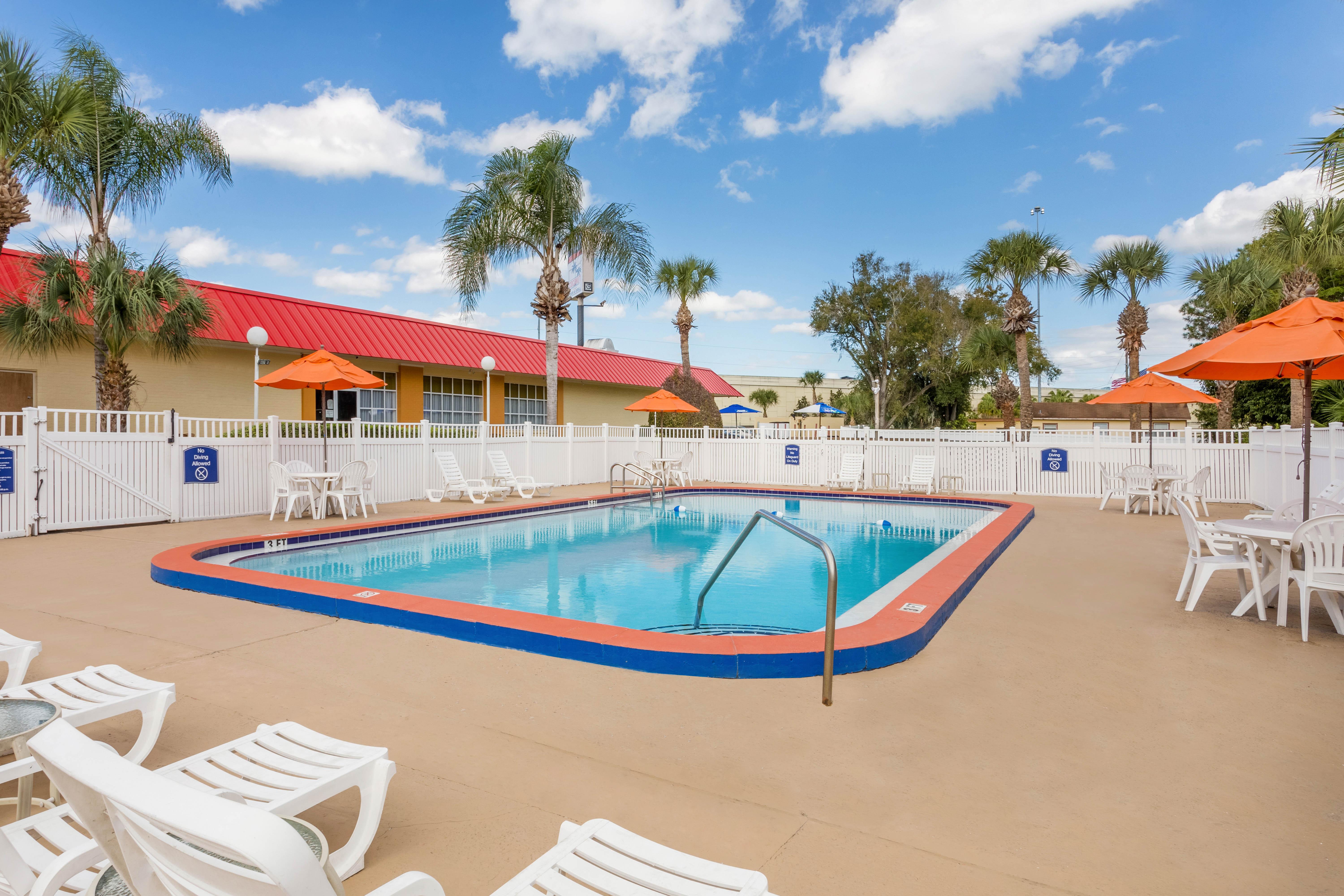 Howard Johnson By Wyndham Lakeland Exterior foto