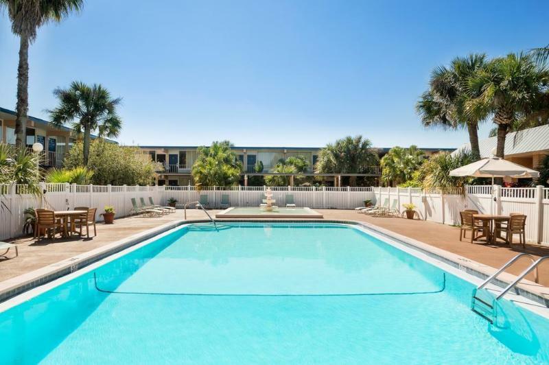 Howard Johnson By Wyndham Lakeland Exterior foto